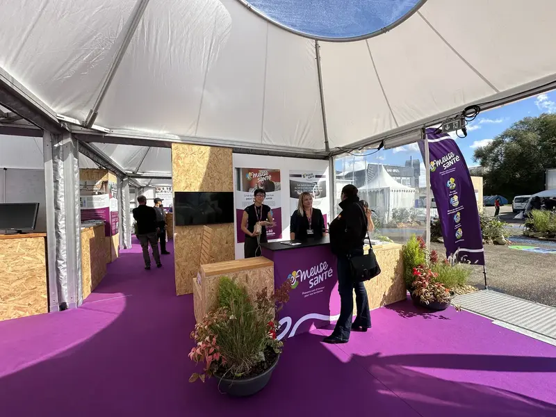 Espace salon & signalétique — réalisation O’com, agence de communication à Strasbourg